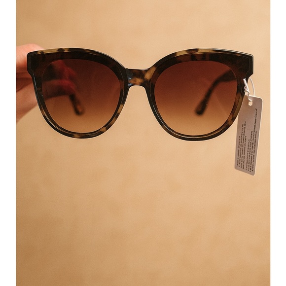 Lele Sadoughi Brown Tortoise Sunglasses
